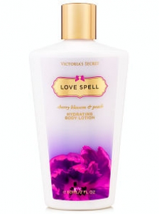 VS FANTASIES LOVE SPELL TRAVEL